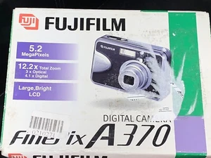 Fujifilm FinePix  A370 5.2MP Digital Camera Software Manual Cabel Box FOR PARTS! - Picture 1 of 10