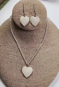 Valentine White Heart Moonstone Necklace & Earrings Silver Tone Chain - Picture 1 of 9
