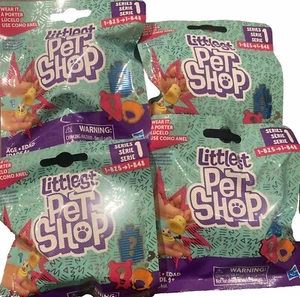 Littlest Pet Shop Wear It Ring Series 1 Blind Bag Lot of 4 NEW Sealed Retired - Picture 1 of 2