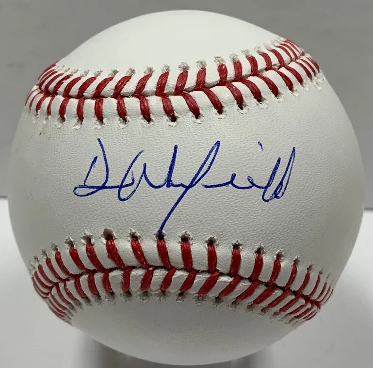 Padres DAVE WINFIELD Signed Official MLB Baseball AUTO -Yankees - JSA - Image 1 of 1