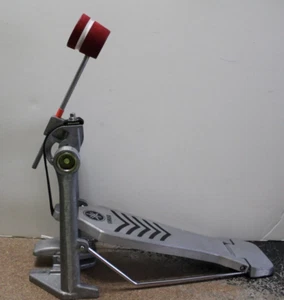YAMAHA FP6110A Single Bass Drum Pedal with Low-Boy Beater (red wood) - Picture 1 of 10