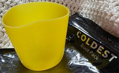 BOTA MORADA más fría Glowie Brilla en la oscuridad Silicona Botella Vaso Nuevo Foto 1 de 2