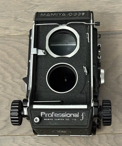 Mamiya C330 Professional F Camera - Twin Lens Reflex -6x6 Body No. D116642 - Picture 1 of 19