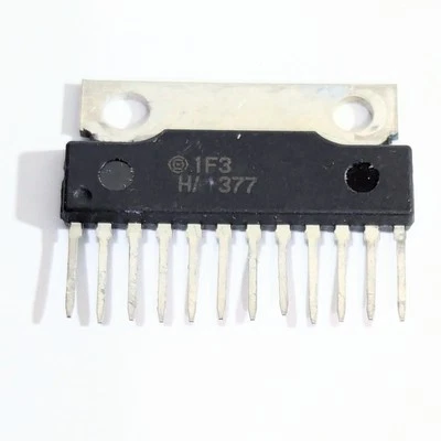 HA1377 Hitachi Dual 5.8W Audio Power Amplifiers - Image 1 of 3