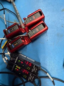 LOT- KEYENCE LV 51M, LV52, 2x LV H100-T, 2X LV H100-R w/ mounting blocks - Picture 1 of 3