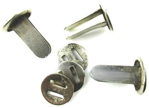 Stahlhelmsplinte Helmsplinte Stahlhelmnieten Helmnieten 3 Stück aus Stahl - Bild 1 von 1