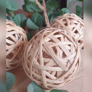 Neutral Wooden Christmas Tree Bauble Decorations Natural Decor Beige - Picture 1 of 3