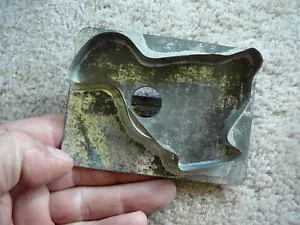 ANTIQUE PRIMITIVE TIN HAND SOLDERED FLAT BACK COOKIE CUTTER - CHICK CHICKEN 3x4 - Picture 1 of 4