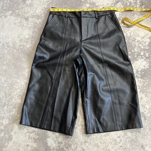 Las mejores ofertas en Pantalones cortos de cuero sintético Zara para De  mujer | eBay