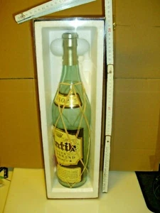 Antik Edler Weinbrand 2 l Flasche in Original Geschenkverpackung ohne Inhalt - Bild 1 von 8