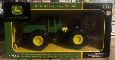 Patinadora de troncos John Deere Ertl/Gran Bretaña 1/32  Foto 1 de 4