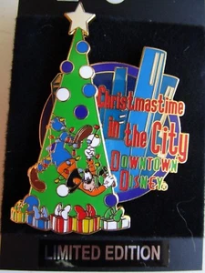 Pin 8599 WDW - Navidad en la ciudad - Recortadora de árboles Goofy DISNEY LE 1500 - Imagen 1 de 1