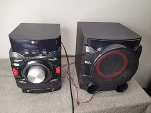 LG CM4550 700W 2.1 Channel Mini Shelf Bluetooth Stereo System w/ Speaker Works - Picture 1 of 14