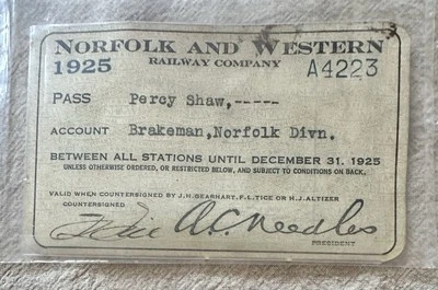 Vintage Employee Rail Pass Norfolk And Western Railway 1925 (2H) - Image 1 of 2