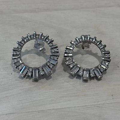 Pendientes de plata de ley 925 Pandora ALE Baguette circonita cúbica retirados Foto 1 de 3