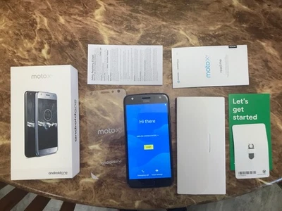 Motorola Moto X4 - Unlocked 32GB Super Black XT1900-01 - Image 1 of 4