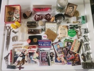Vintage Trödel Schublade Lot Werbung Murmeln Briefmarken Marx Armee Männer Fliege Mausefalle - Bild 1 von 17