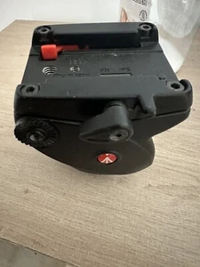 Manfrotto 701HDV Fluid Photo Video Pro tripod head with camera Plate VGC - Picture 1 of 2