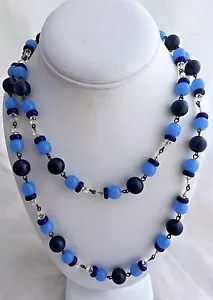 Antica Collana Lunghezza Opera 40" Blu Polvere e Cobalto con Perline di Cristallo su Filo. - Foto 1 di 3