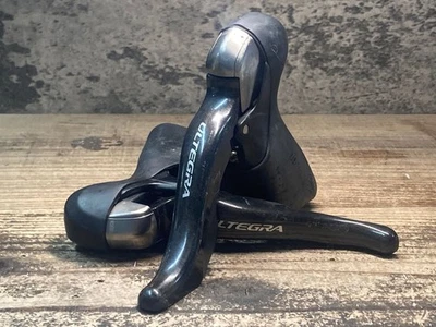 Shimano Ultegra ST-6700 2x10s L+R Shifter set Control Brake Levers Used Japan - Image 1 of 4