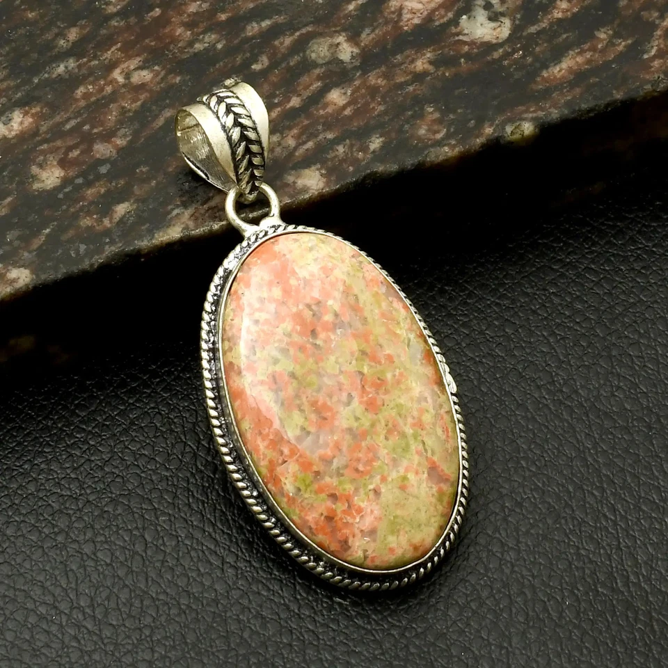 Joyería colgante étnica hecha a mano de piedras preciosas Unakita para Navidad 2,32" AP-41327 Foto 1 de 1