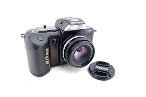 Nikon F-401 mit 1.8 / 50mm  35mm Spiegelreflexkamera SLR #284436 - Fachhändler - Bild 1 von 7