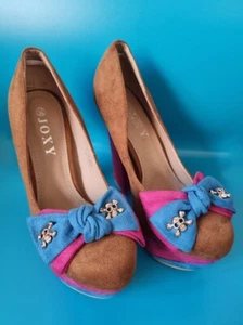 Zapatos de gamuza Joxy - talla 5 - calaveras embellecidas 2 tonos - Imagen 1 de 7