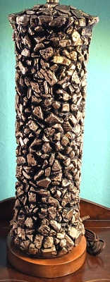 Уникальный середины века современный БРУТАЛИСТСКИЙ «Золотой самородок» настольная лампа MCM винтажный 26,5» T - Изображение 1 из 4