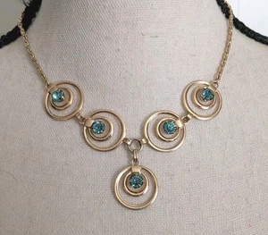 Vintage Unsigned Gold Tone Aqua Blue Rhinestones Choker Necklace 15" - Picture 1 of 6