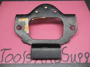 +New Genuine GM 22587970 Front Bumper Energy Absorber Mount Plate - Bild 1 von 3