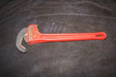 Ridgid 14" Heavy-Duty Rapidgrip Wrench, 2" Capacity, Red - Image 1 of 3