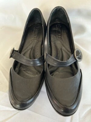 Born Hand Crafted Women's Leather Comfort Mary Jane Wedge Shoes Size 6.5 - Image 1 of 4