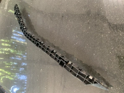 Soporte retenedor de parachoques trasero Acura Tlx lado derecho OEM 2015 2016 Foto 1 de 4