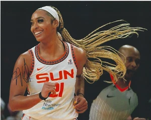 DIJONAI CARRINGTON Signed 8.5 x 11 Photo Signed REPRINT Connecticut Sun WNBA - Picture 1 of 1