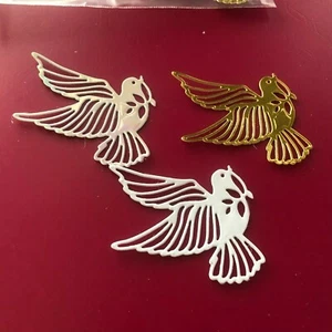 JUEGO DE 3 HERMOSAS PALOMAS CORTADAS A PRESIÓN Y EN RELIEVE, 3 OPCIONES DISPONIBLES - Imagen 1 de 1