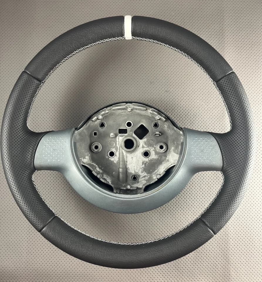 Sportlenkrad Lederlenkrad Smart ForTwo 450  NEU LEDERBEZUG Neu Beziehen Nappa - Bild 1 von 4