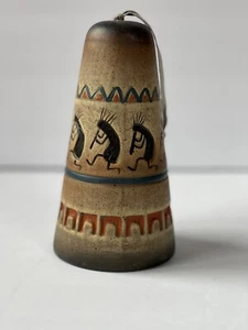 VINTAGE GLOCKE INDIANER KERAMIK GLOCKE GRAVIERT & BEMALT - Bild 1 von 6