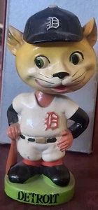 Vintage 1962 Detroit Tigers Bobblehead Japan Tiger Face Paws Green Base (VG) - Picture 1 of 8