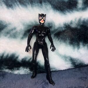 Catwoman Batman Returns DC Comics Action Figure Vintage1992 Kenner