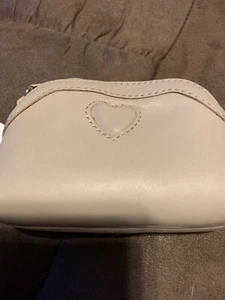 Brand New Brighton Beige Change Purse. Only $16 ***NOW FREE SHIPPING ** - Picture 1 of 3