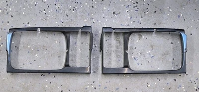 84-86 Nissan 300ZX Z31 OEM Headlight Bezel Trim Plastic Left & Right - Image 1 of 4