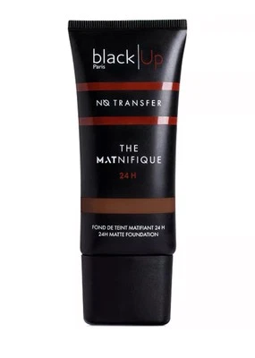Black up the Matnifique 24H Matte Foundation - FNT17 Nuts - Image 1 of 4