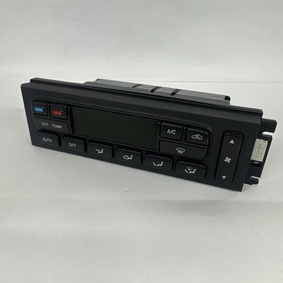 CORE 2005 -2007 Ford F250 F350 Digital Climate Control Lariat 6C34-18C612-AA - Image 1 of 4