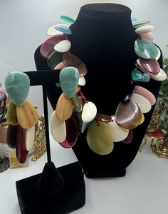 Zara Stil Bunt Harz Wassertropfen Form Anhänger Halskette & Ohrringe - Bild 1 von 5