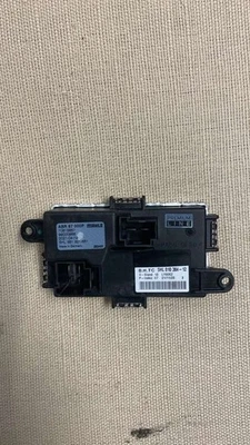 MAHLE BEHR HVAC Blower Motor Regulator 2128702110 Mercedes Benz E350 C300 GLK350 - Image 1 of 3