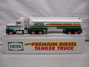 1993 Hess Premium Diesel Tanker Truck - Picture 1 of 6