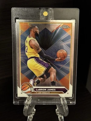 LEBRON JAMES 2024 TOPPS CROMO #23 LOS ANGELES LA LAKERS Foto 1 de 3