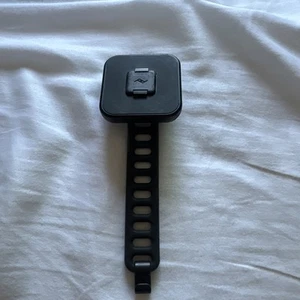 Peak Design Universal Bar Mount M-BM-AB-BK-1 Phone Mount for Bike, Scooter &more - Photo 1 sur 3