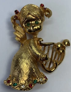 Broche Pin Vintage Tono Dorado Textura Ángel Tocando Estrás - Imagen 1 de 2