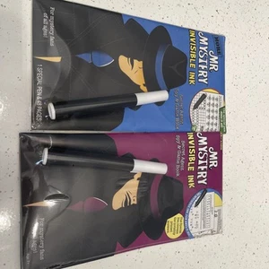 Mr. Mystery Invisible Ink - set di 2 libri - nuovi con penne (viola e blu) - Foto 1 di 4